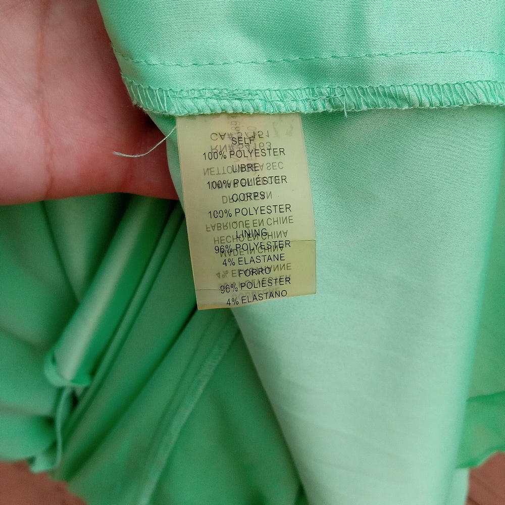 💥 HOST PICK 🤩 size 14 Vince Camuto Bejeweled Sleeveless Green Gown - Picture 15 of 16